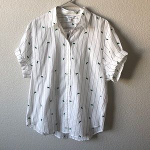 NWT EXPRESS SUMMER CATUS TOP